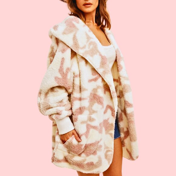 NEW Camo Print Furry Teddy Jacket Pink Casual Comfy Weekend Leisure Boutique - Picture 2 of 3
